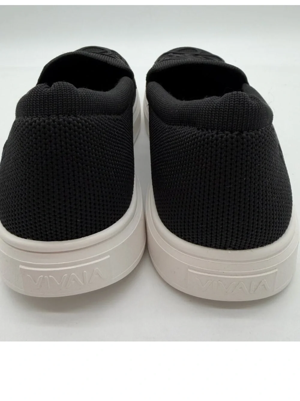 Vivaia V-Tune Embroidered Water resistant Knit Slip on Sneakers. Size 9
